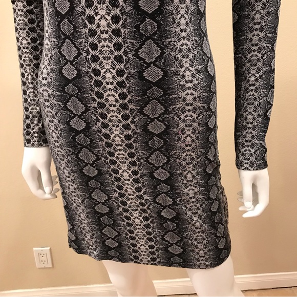 HM Divided Bodycon Mini Dress Size Small Shades of Grey Snakeskin Print - Picture 9 of 13